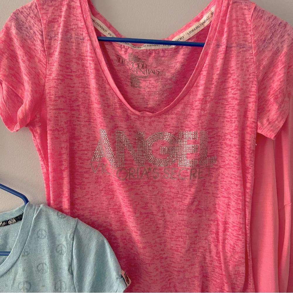 Lot of vintage Victoria Secret t-shirts - Picture 2 of 9